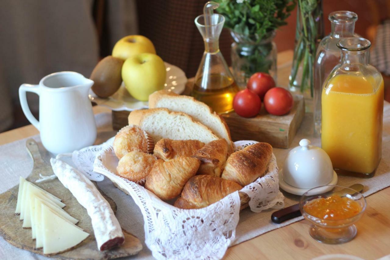 La Casa Dels Ocells (Adults Only) Bed and Breakfast Granollers de Florejacs Exteriör bild