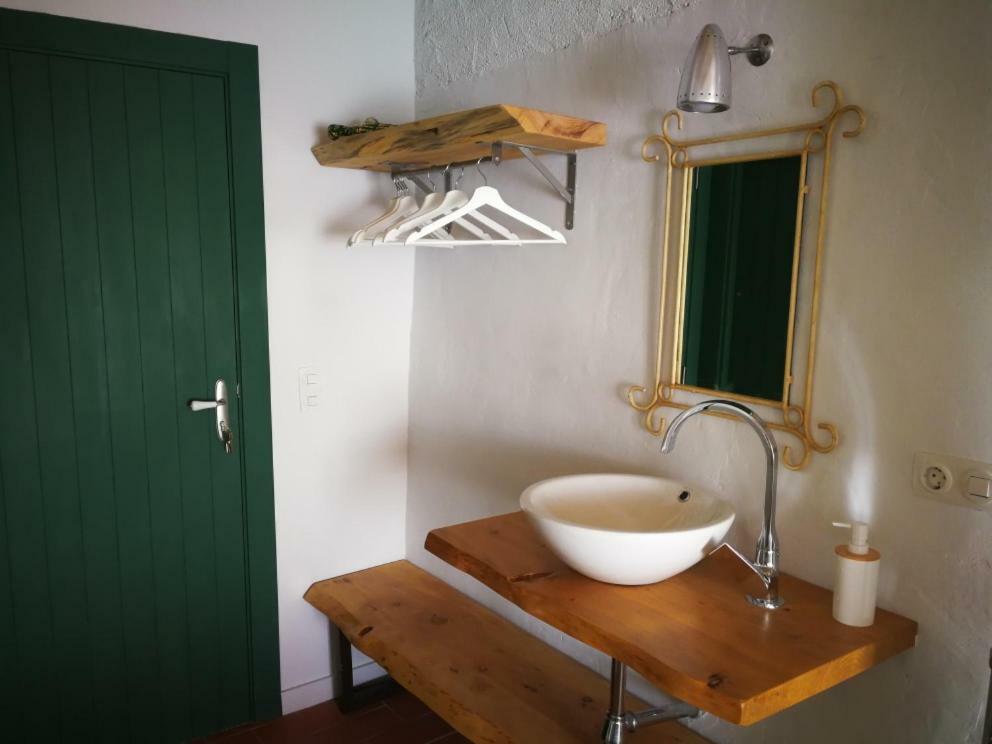 La Casa Dels Ocells (Adults Only) Bed and Breakfast Granollers de Florejacs Exteriör bild